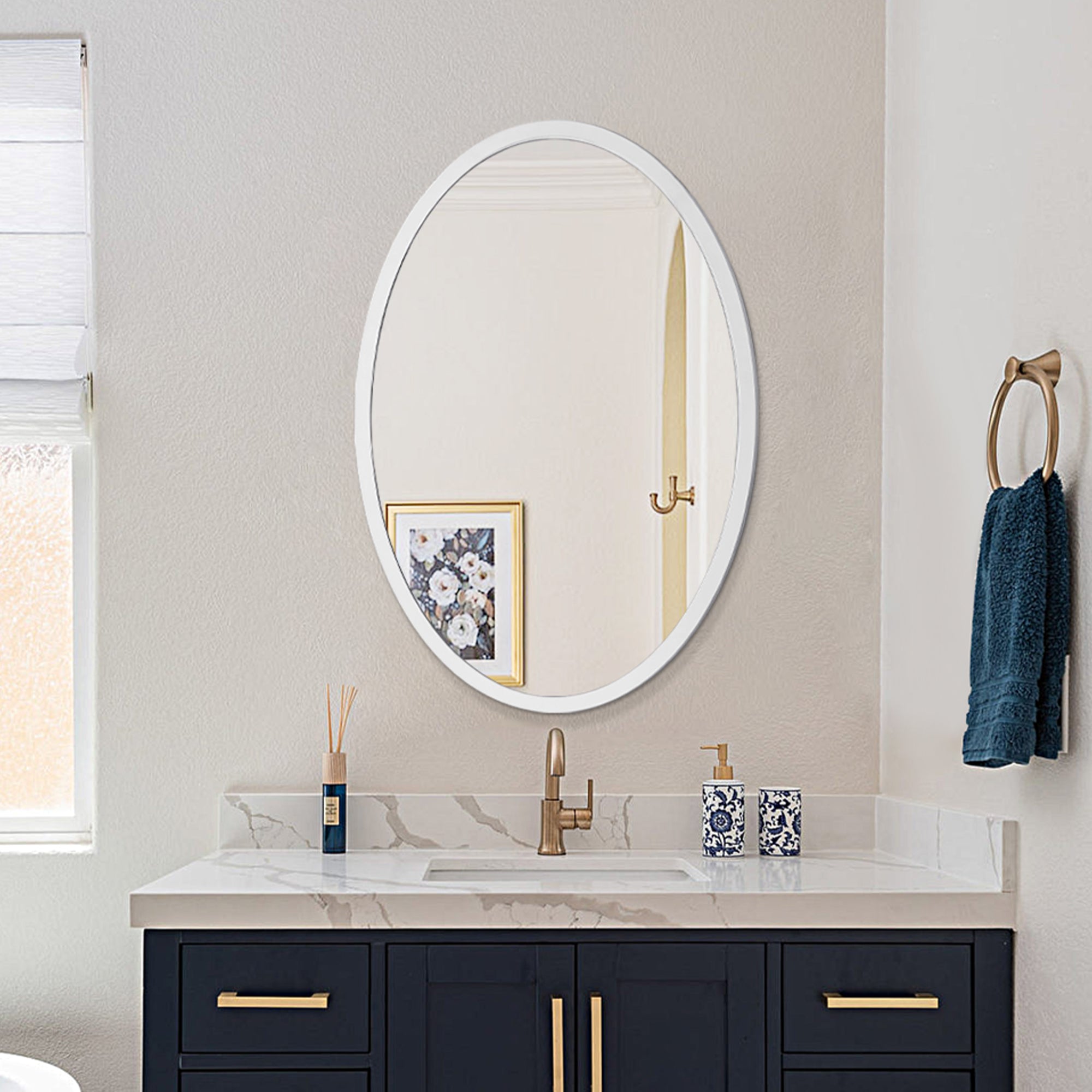 BarberPub Wall Mount Dressing Mirror Salon Mirror with Wooden Frame CH/RO/EL-3